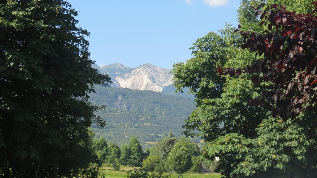 Camping La Tour Hotel Embrun Eksteriør billede